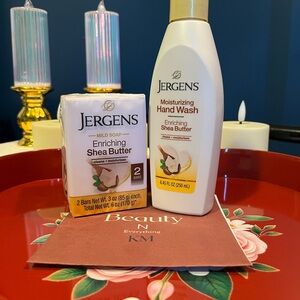 Erge Moisturizing Hand Wash and Mild Soap Set